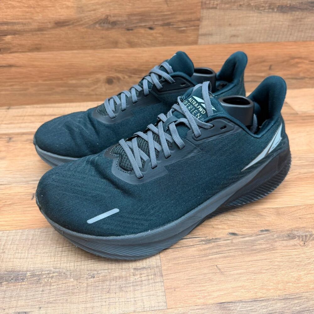 Altra Experience Flow Men’s size 8.5 Black Running Shoes